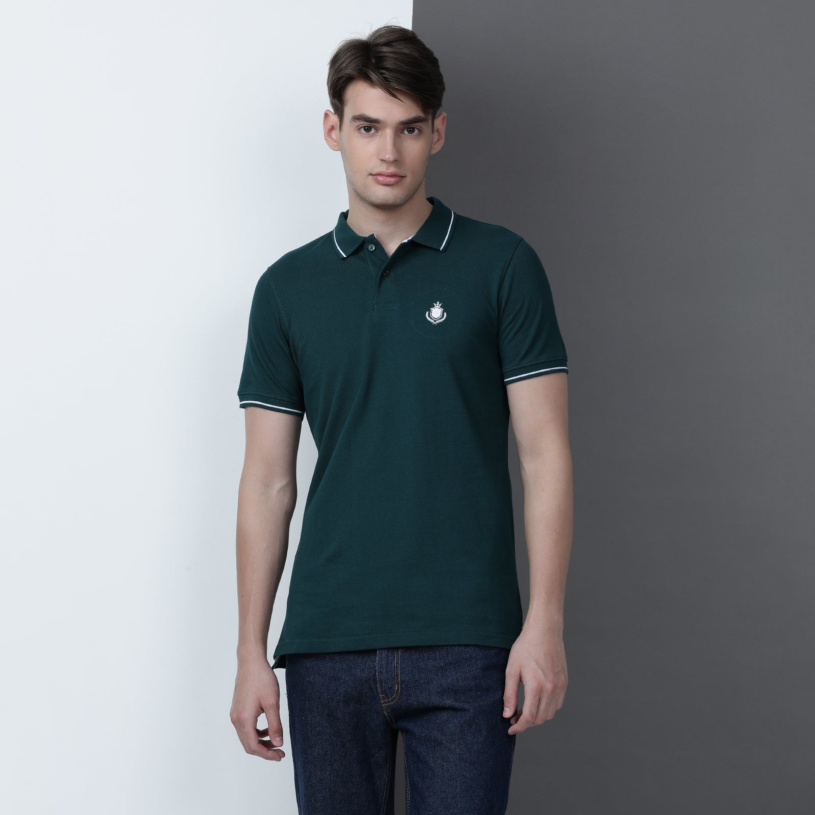 Solid Men Slim Fit Polo T-Shirt