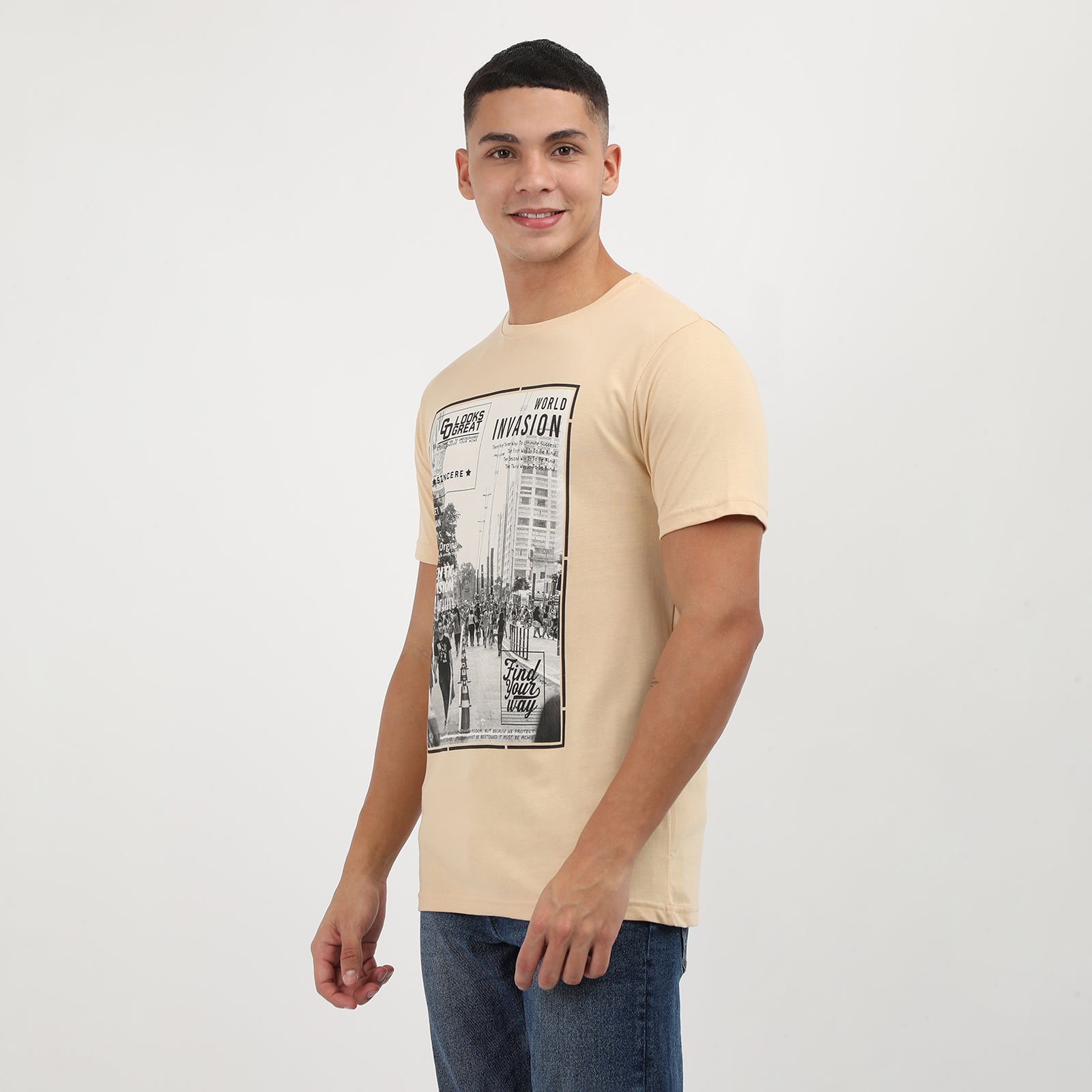 Honey Peach Go Looks Great World Invasion Men's Graphic Printed Crew Neck T -Shirt