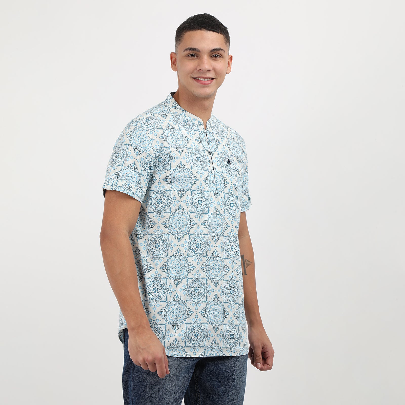 Men's Blue Coloured Floral Printed Half Sleeve Kurthi