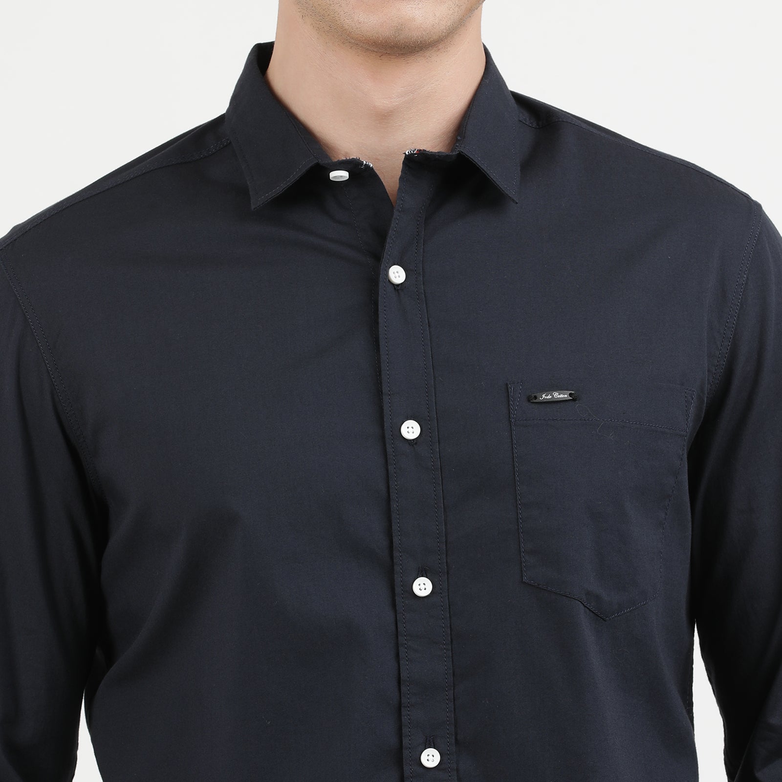 Men's Solid Slim Fit Shirt With Patch Pocket