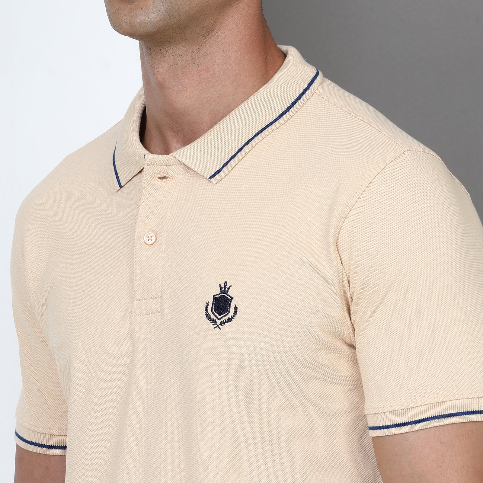 Solid Men Slim Fit Polo T-Shirt