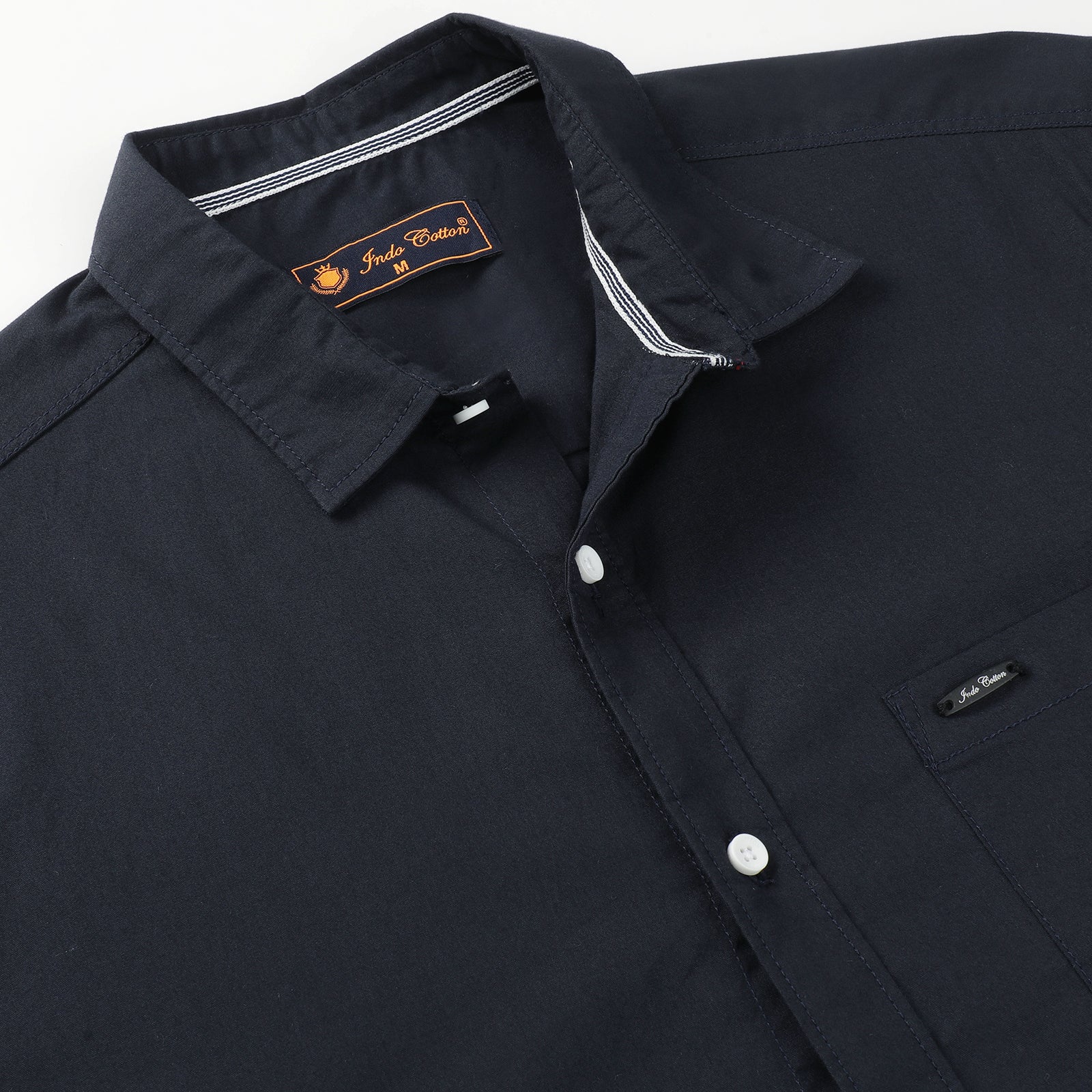 Men's Solid Slim Fit Shirt With Patch Pocket