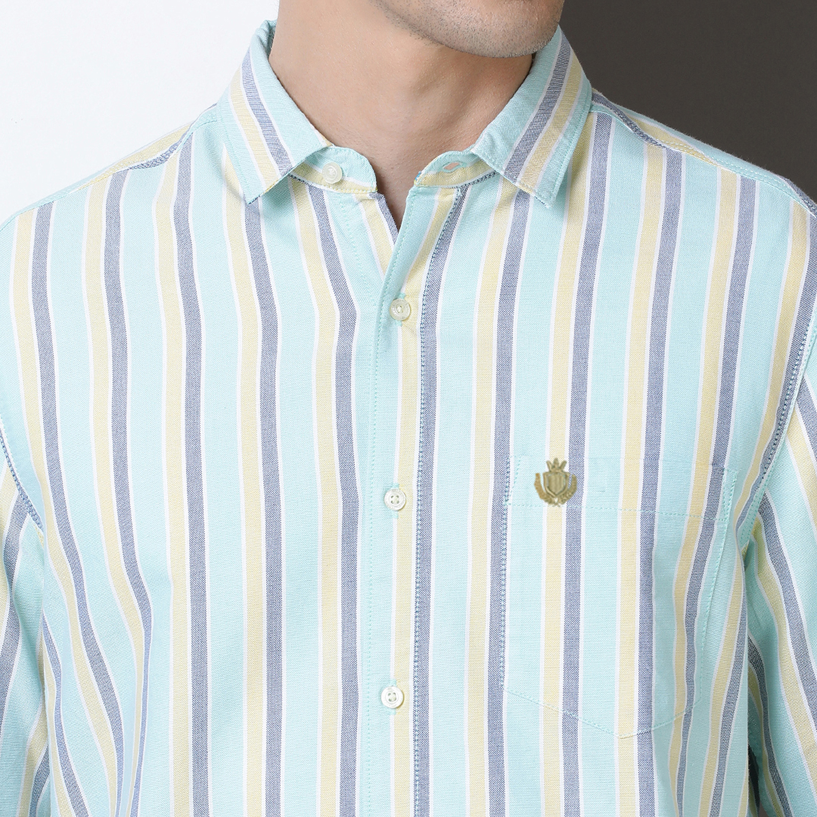 Indo Cotton Men's Green & navy yarn dyed full sleeve shirt