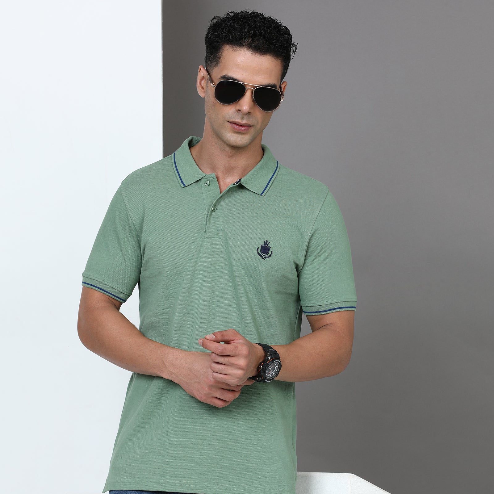 Solid Men Slim Fit Polo T-Shirt