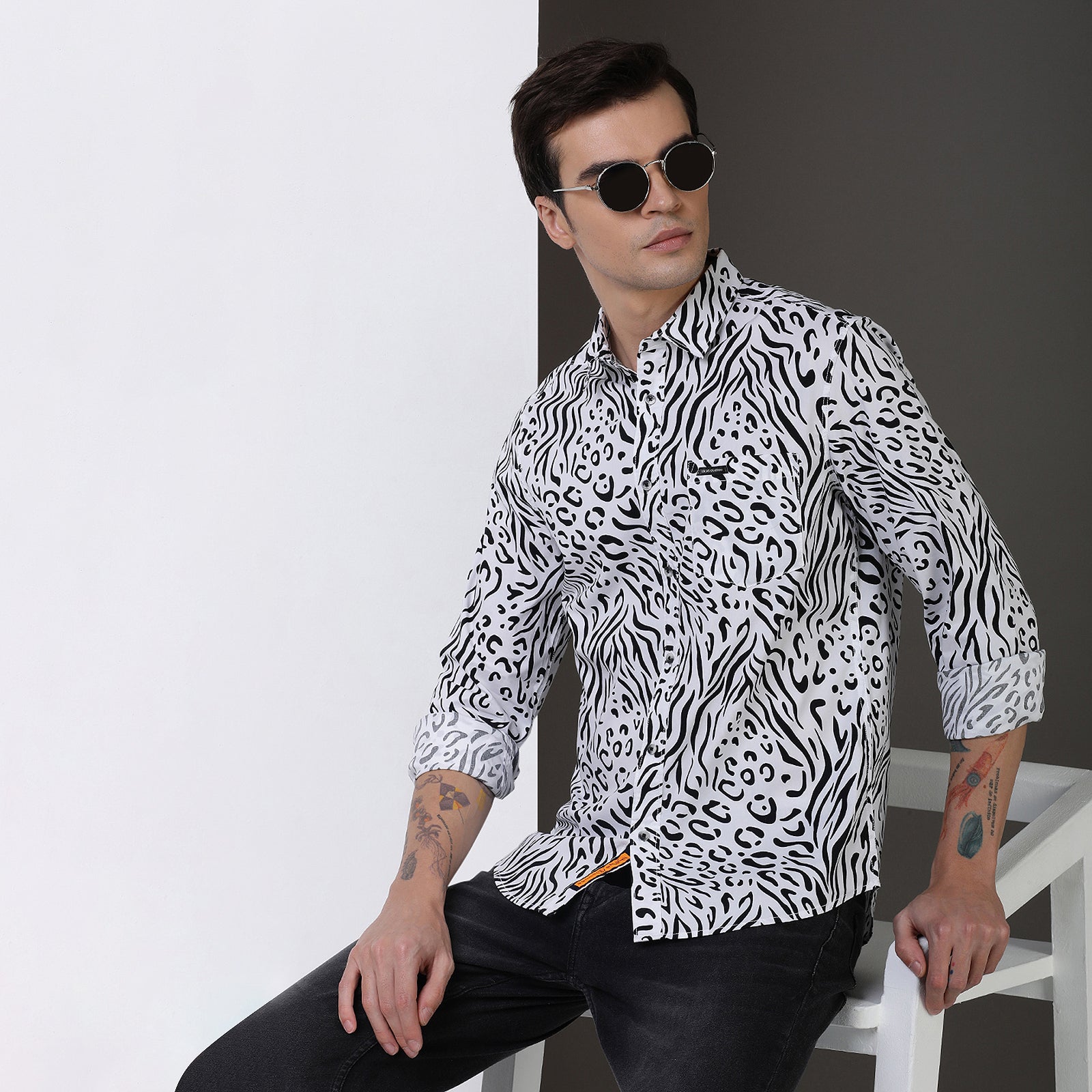 Black & White Printed Full Sleeve Shirt