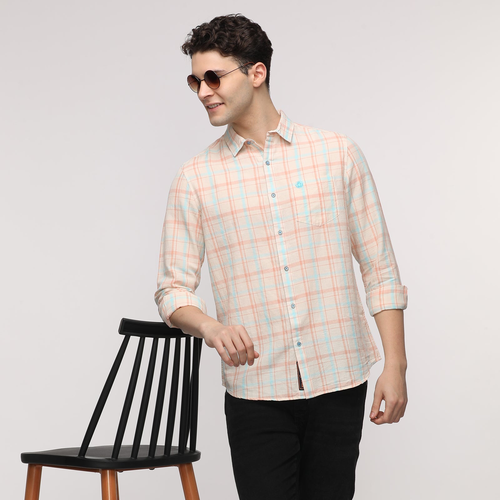 Men's Checkered Slim Fit Shirt With Patch Pocket