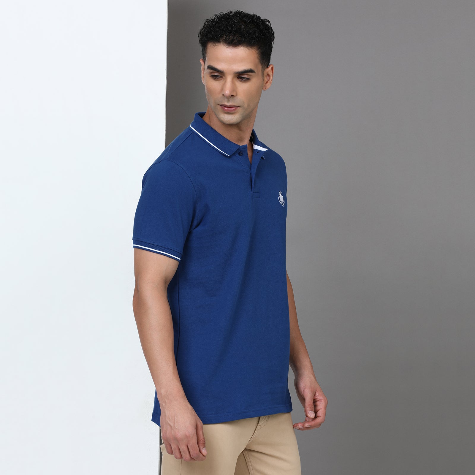 Solid Men Slim Fit Polo T-Shirt