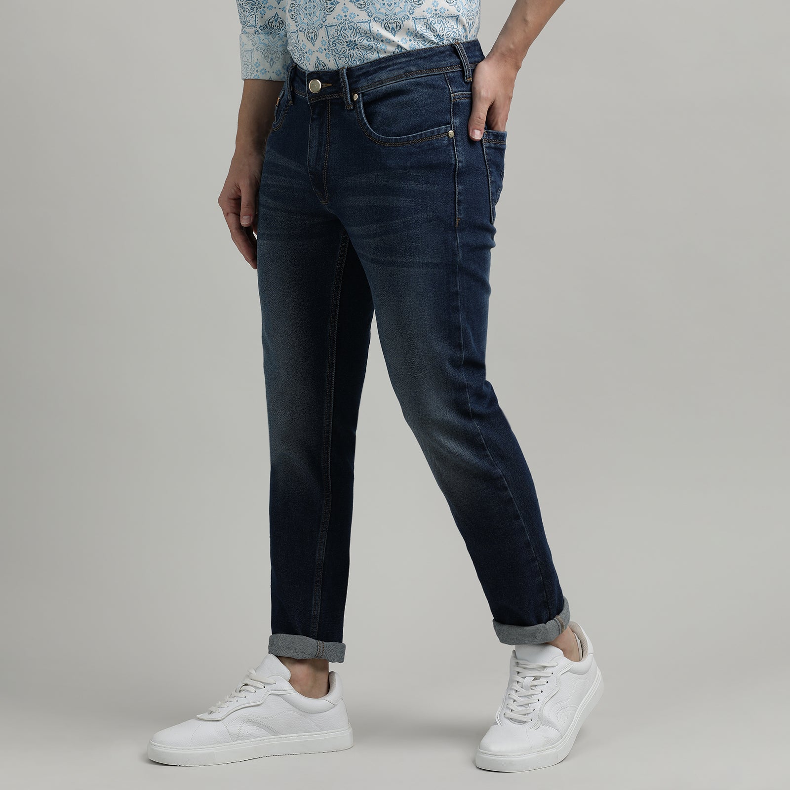 Denim Navy Light Wash Mid Rise Silm Fit Jeans