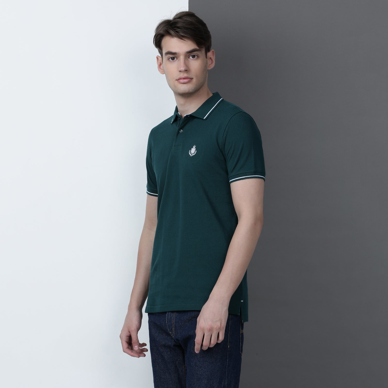 Solid Men Slim Fit Polo T-Shirt