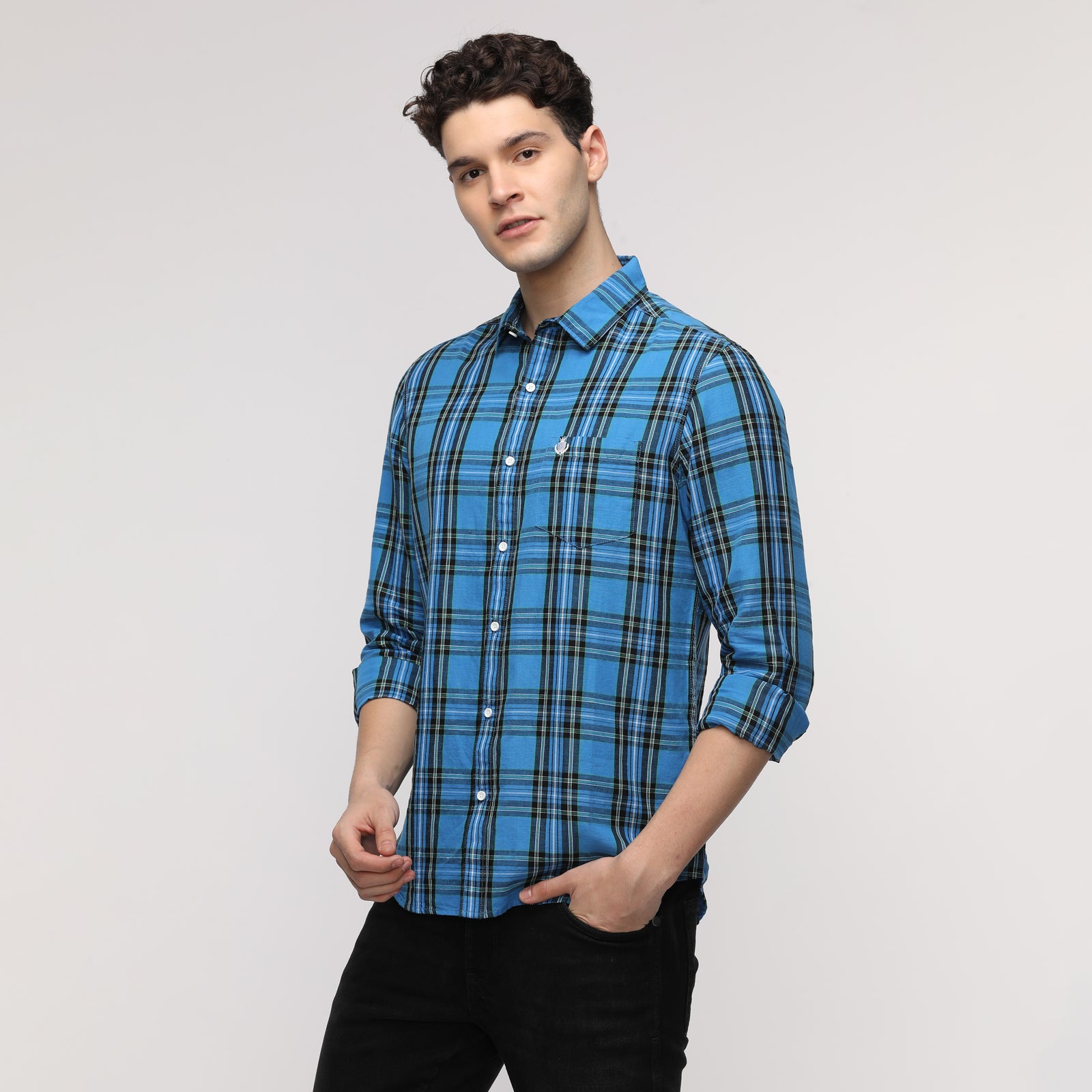 Men's Checkered Slim Fit Shirt With Patch Pocket