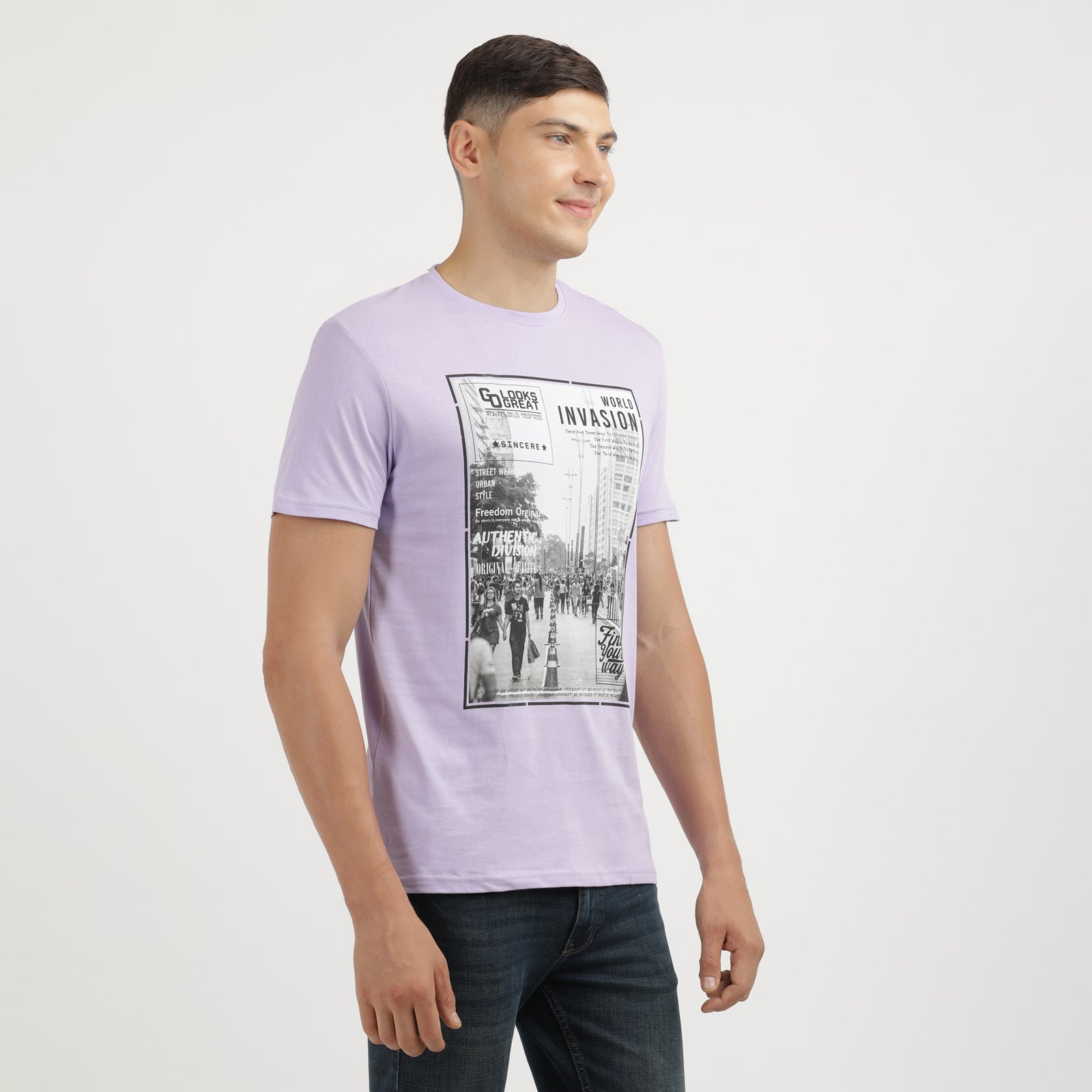 Men's Lavender World Invasion Find Your Way Round Neck Printed T-Shirt