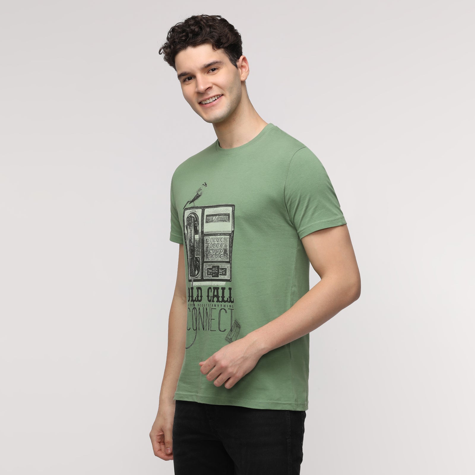 Men's Turf Green OLD CALL CONNECT Graphic printed Round Neck T-Shirt