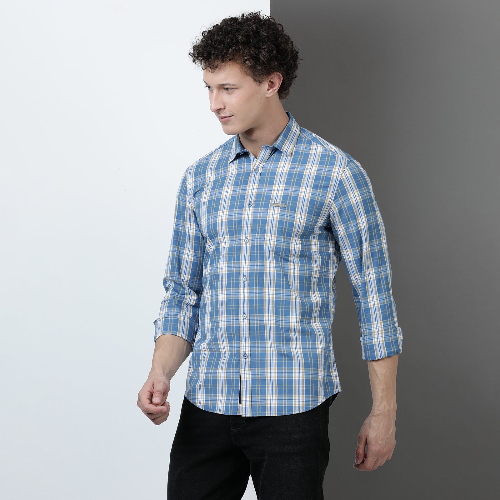 Blue Yarn Dyed Checks Full Sleeve Shirt