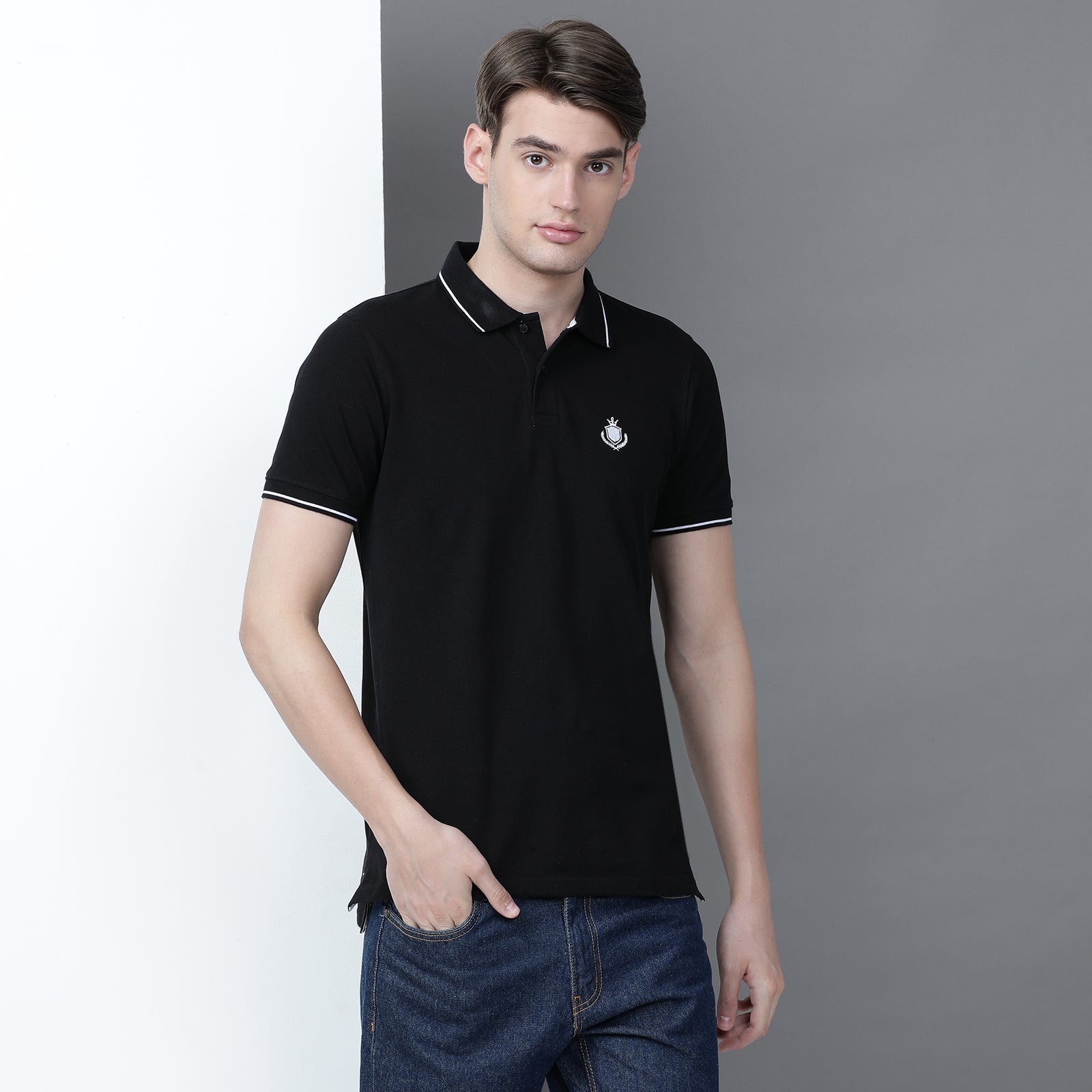 Solid Men Slim Fit Polo T-Shirt