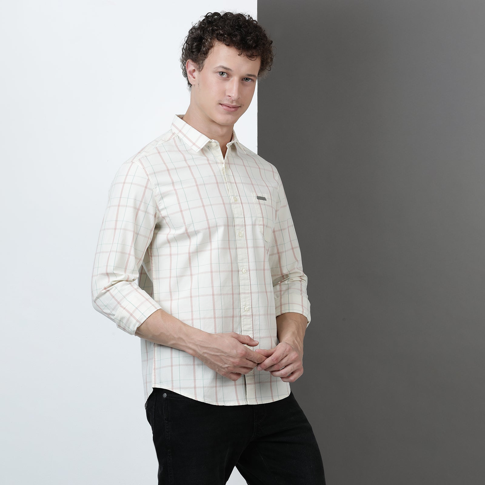 Cream Yarn Dyed Checks Full Sleeve Shirt