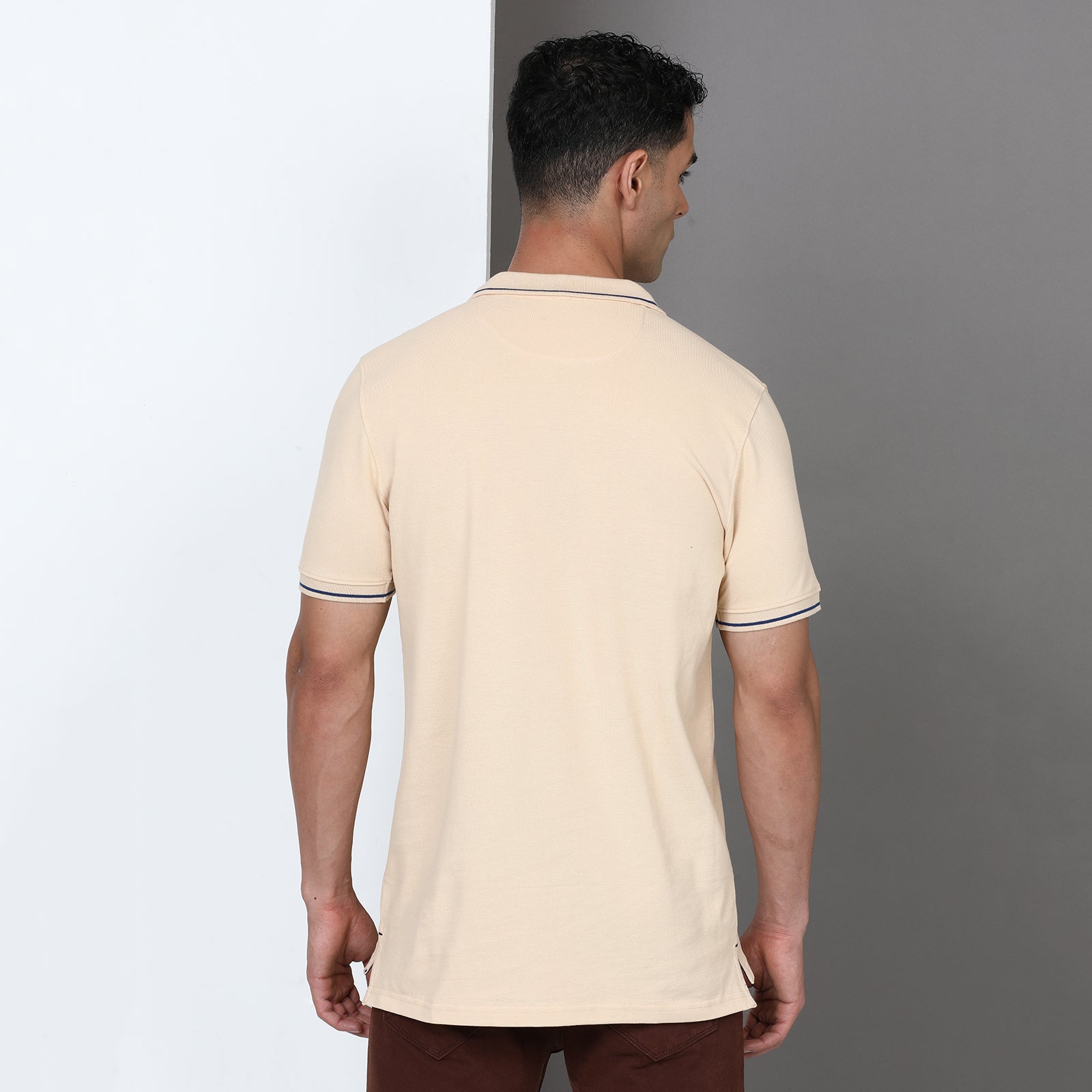 Solid Men Slim Fit Polo T-Shirt