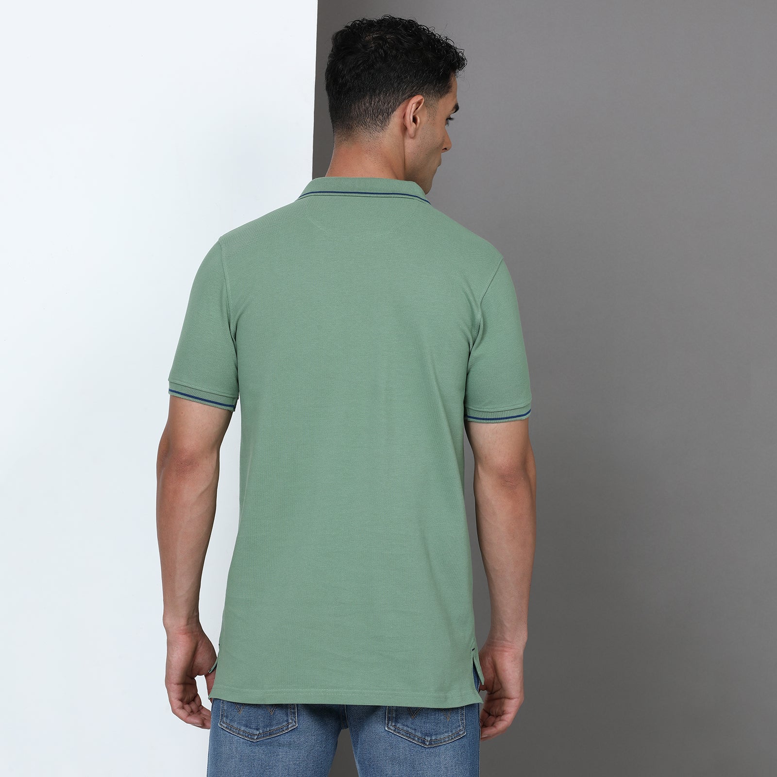 Solid Men Slim Fit Polo T-Shirt