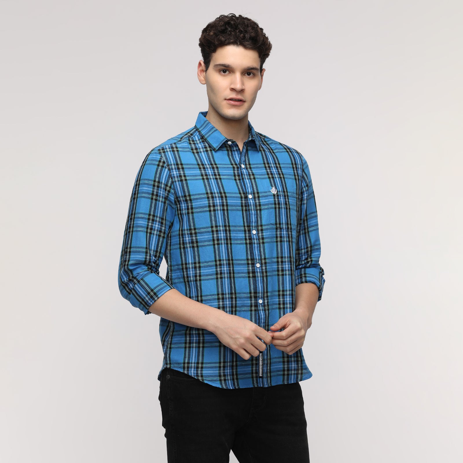 Men's Checkered Slim Fit Shirt With Patch Pocket