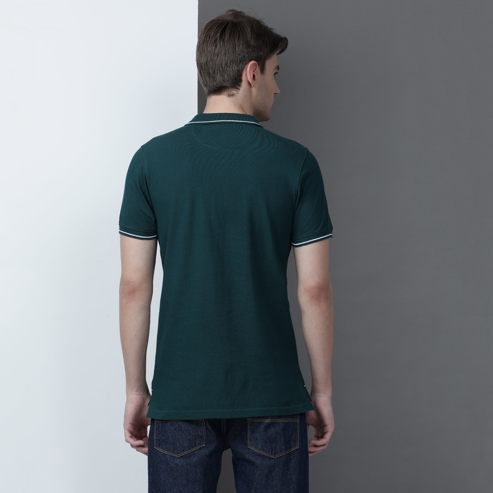 Solid Men Slim Fit Polo T-Shirt