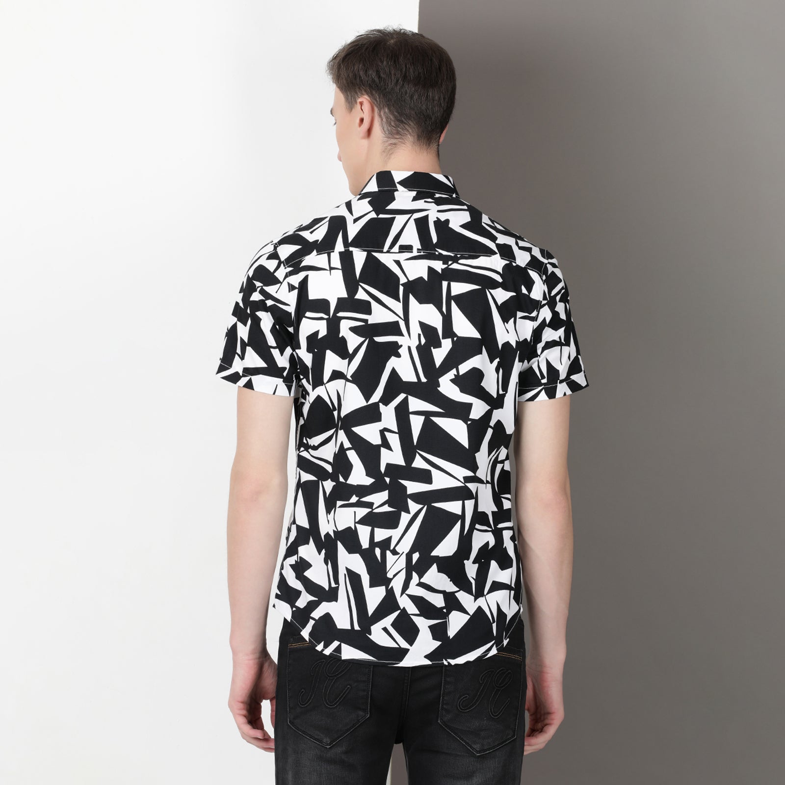 Black & White Geometrical Print Half Sleeve Shirt