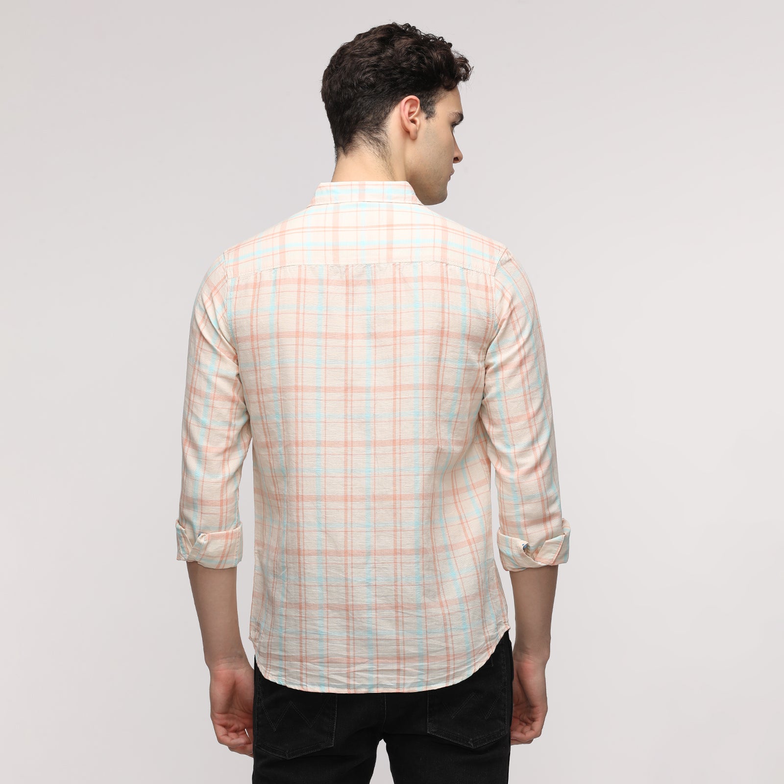 Men's Checkered Slim Fit Shirt With Patch Pocket