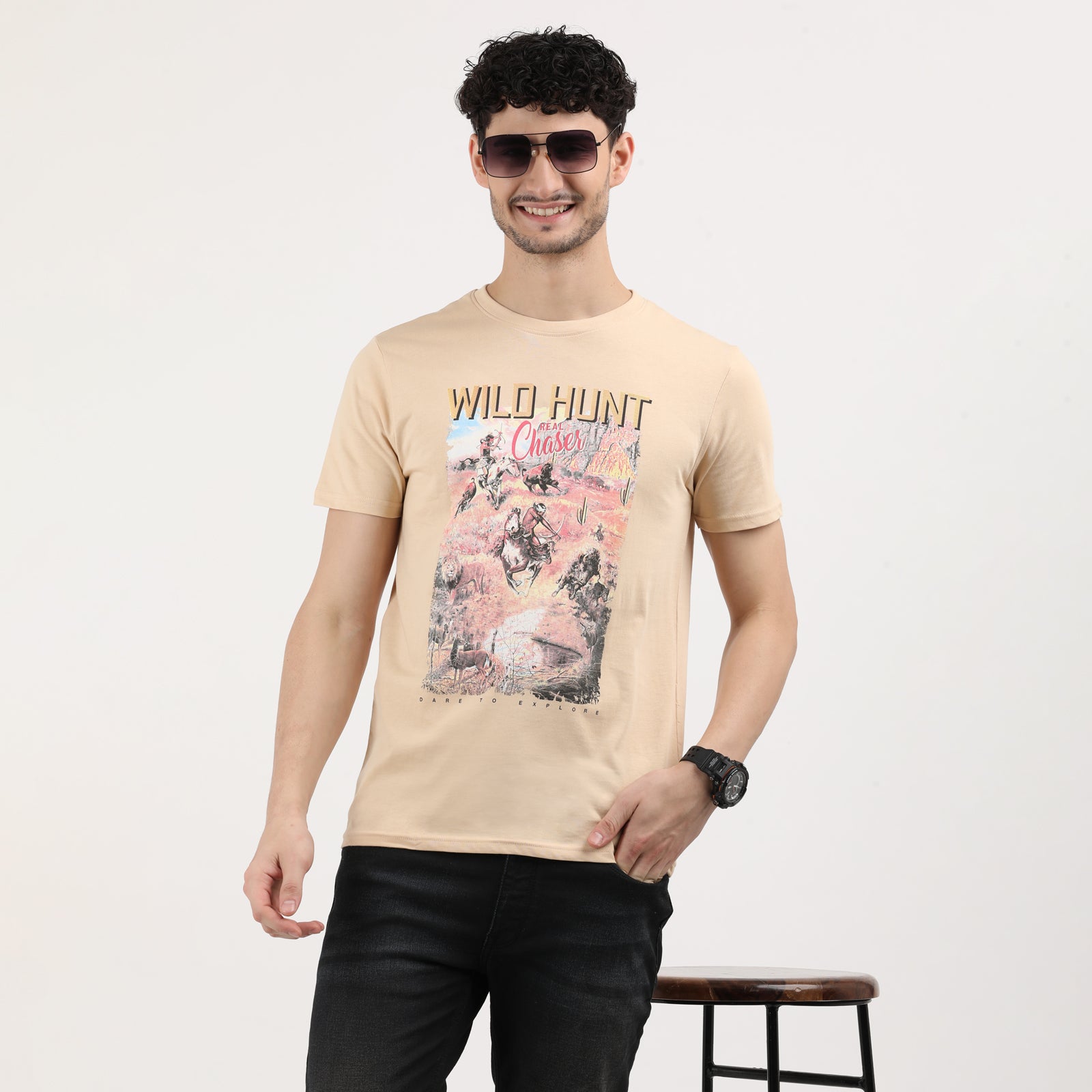 Honey Peach Wild Hunt Chase Graphic Print T-Shirt