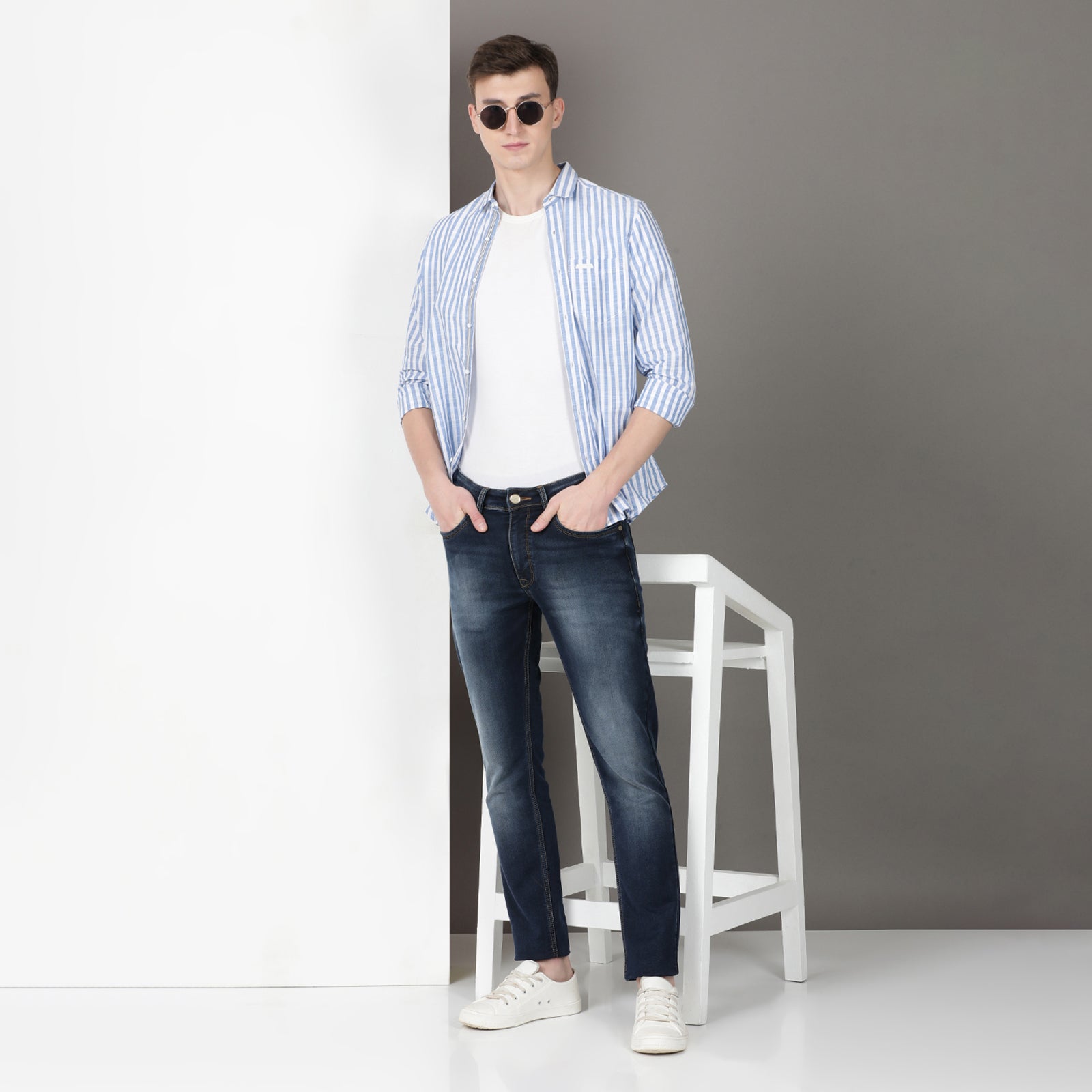 Light Wash Navy Midrise Slim Fit Jeans