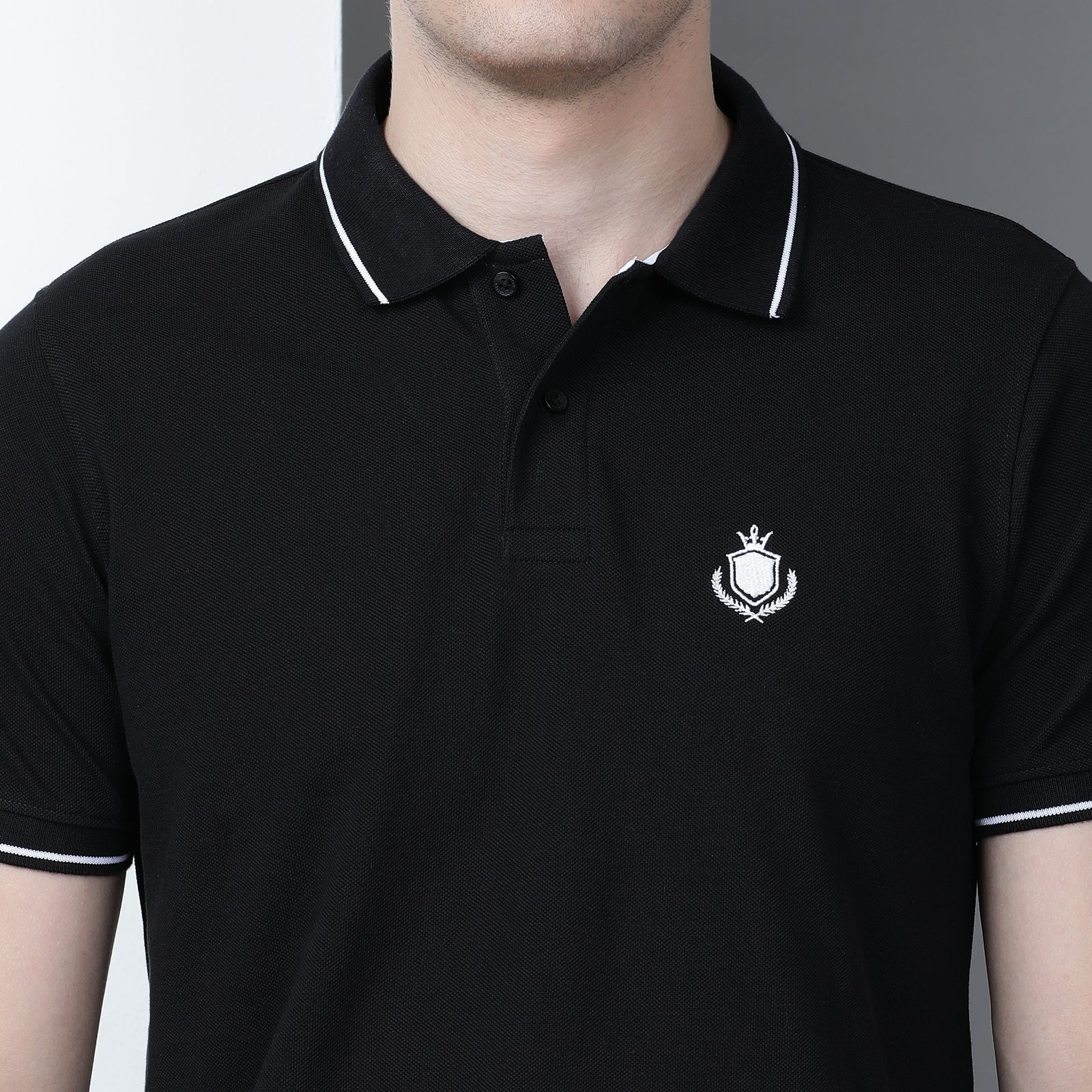 Solid Men Slim Fit Polo T-Shirt