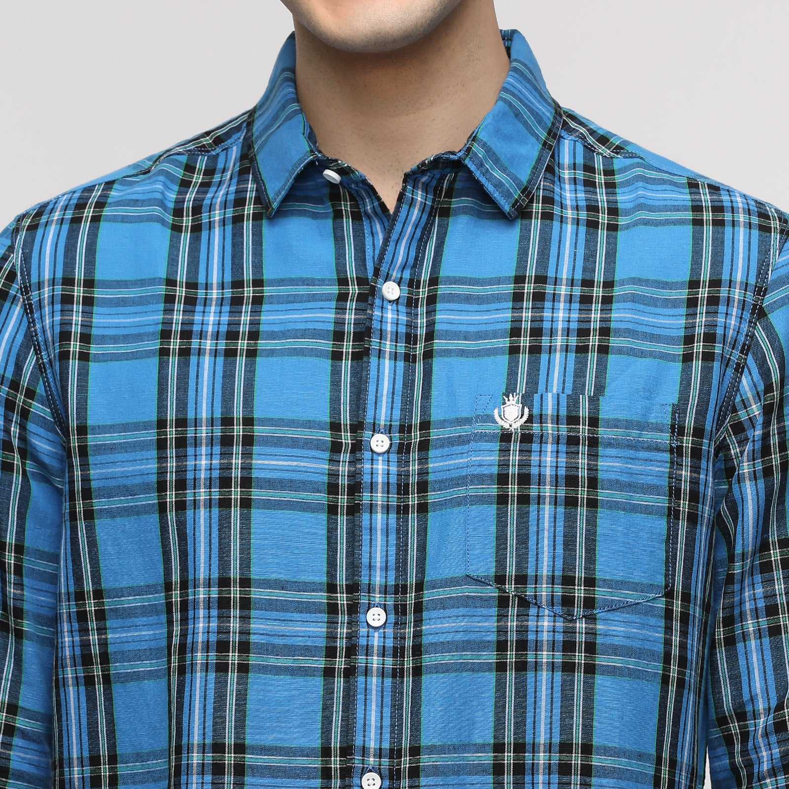 Men's Checkered Slim Fit Shirt With Patch Pocket