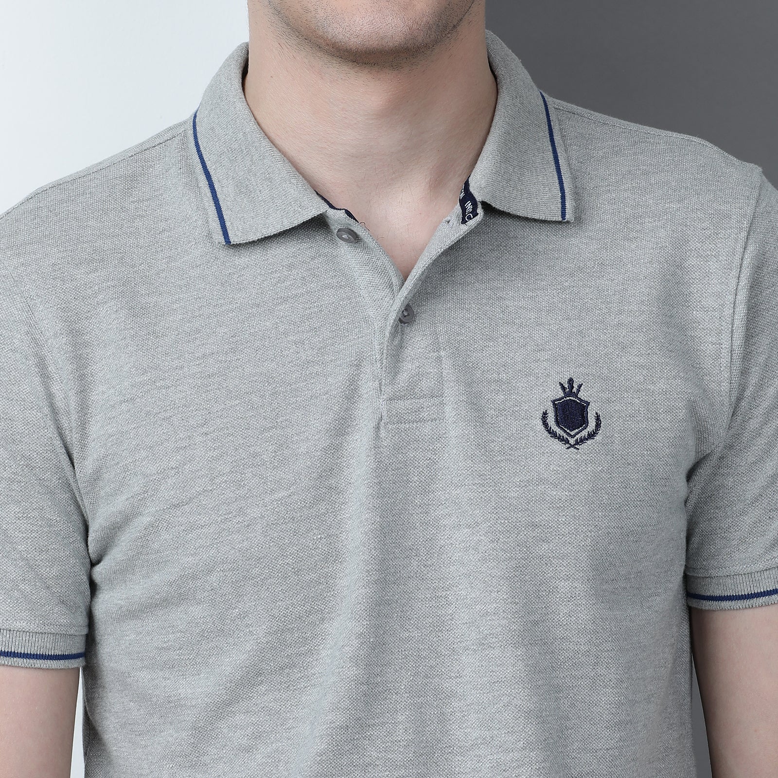 Solid Men Slim Fit Polo T-Shirt