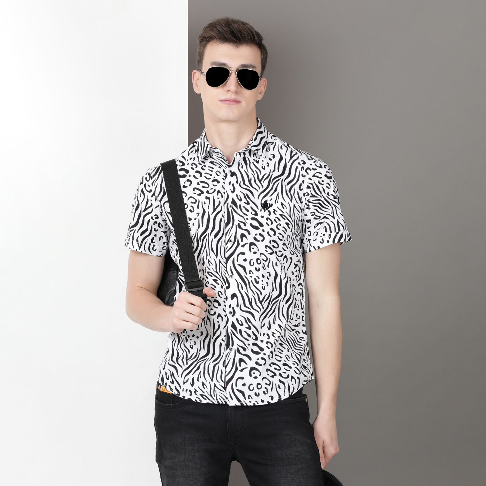 Indo Cotton Men's Black & White Print Half Sleeve Shirt