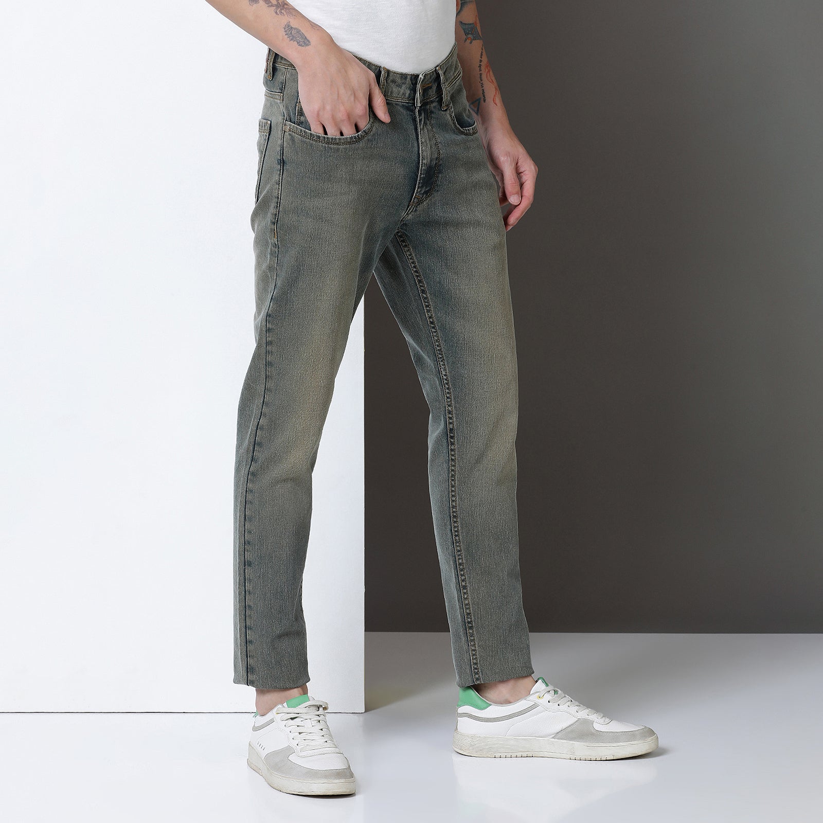 Heavy Dark Wash Navy Midrise Slim Fit Jeans